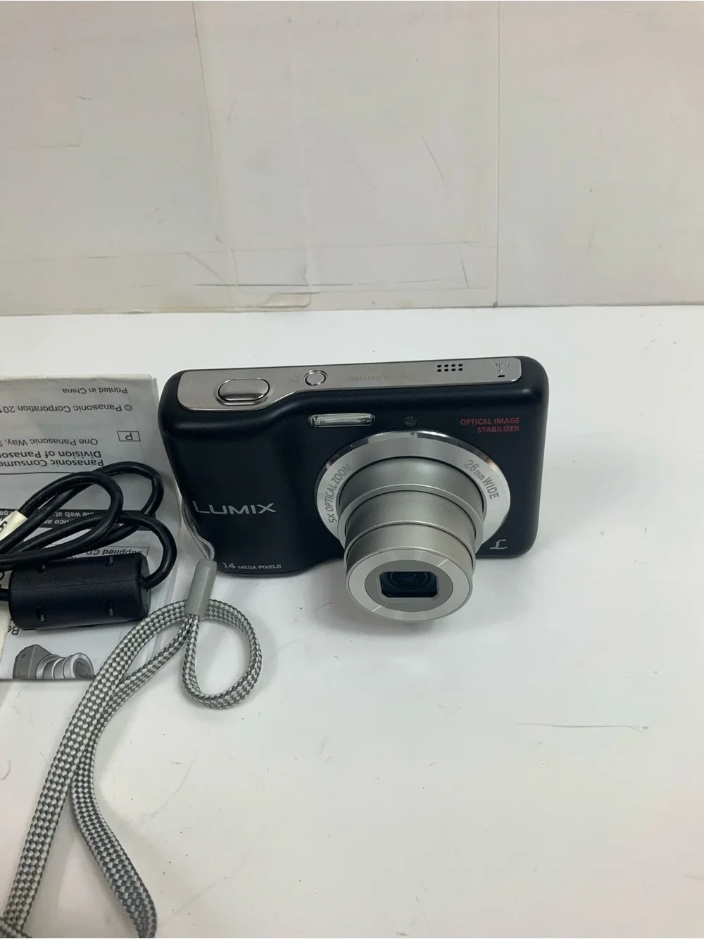 Panasonic Lumix DMC-LS5 14MP Digital Camera - 5x Optical Zoom - Black